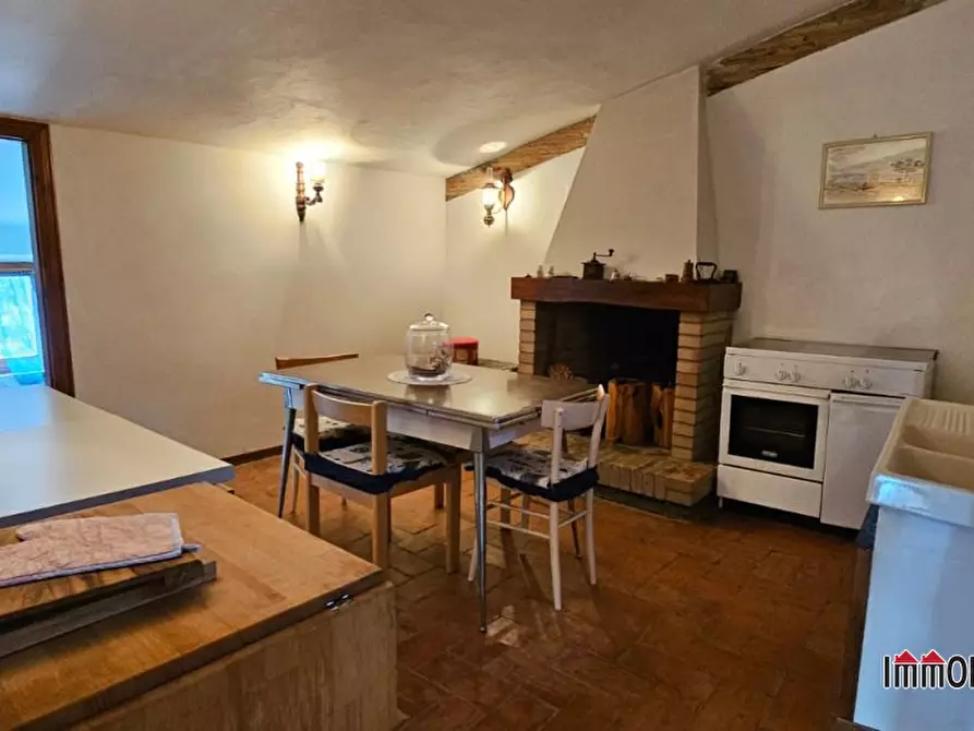 Immagine 5 di Appartamento in vendita  a Casole D'elsa