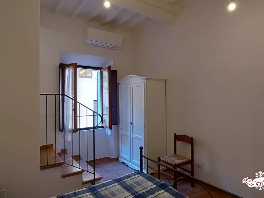 Immagine 7 di Appartamento in vendita  a San Gimignano