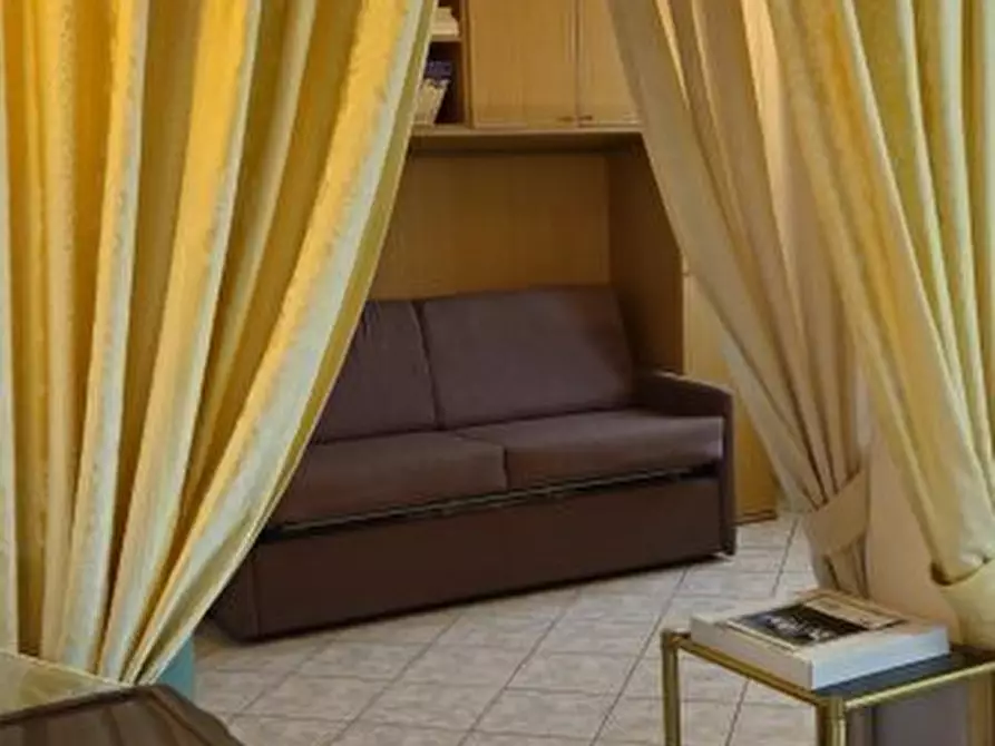 Immagine 5 di Appartamento in vendita  a Colle Di Val D'elsa