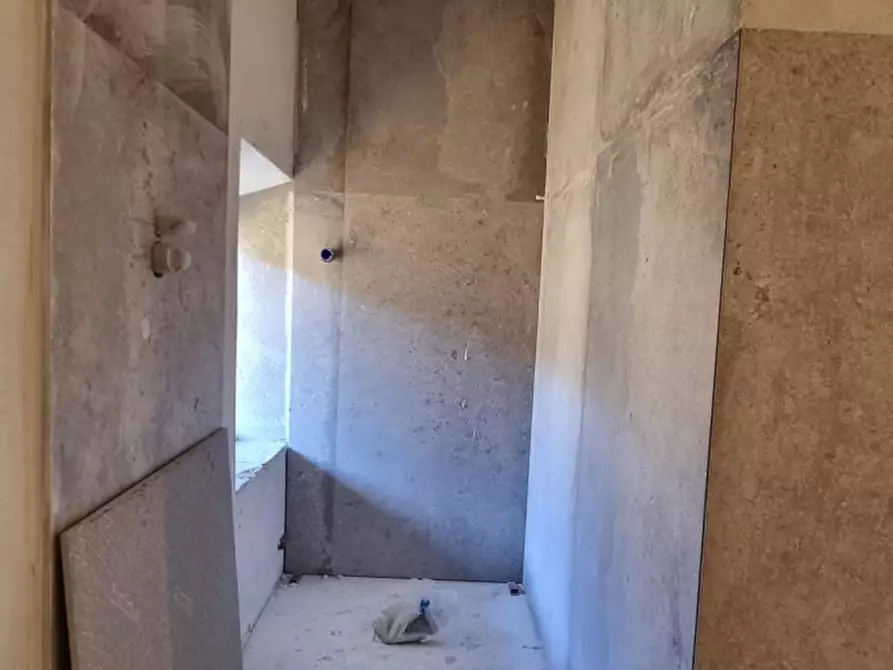 Immagine 10 di Appartamento in vendita  a Poggibonsi