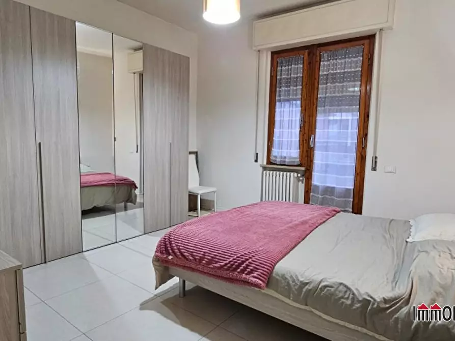 Immagine 10 di Appartamento in vendita  a Colle Di Val D'elsa