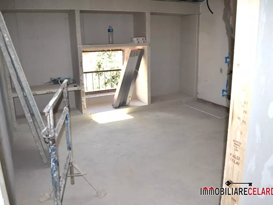 Immagine 8 di Appartamento in vendita  a Poggibonsi