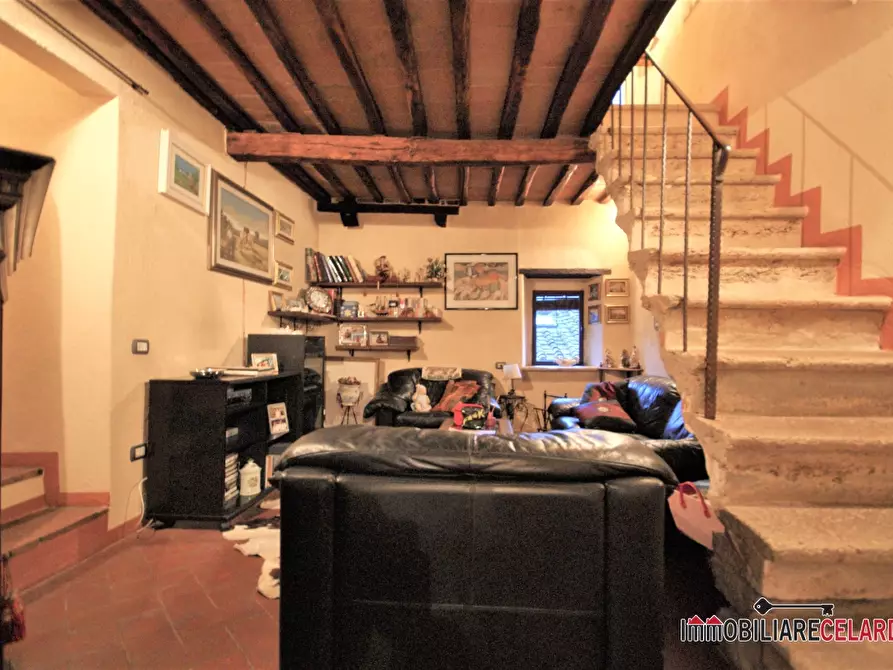 Immagine 3 di Appartamento in vendita  a Poggibonsi