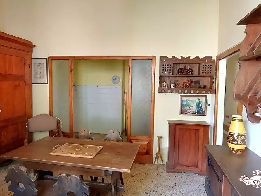 Immagine 2 di Appartamento in vendita  a San Gimignano