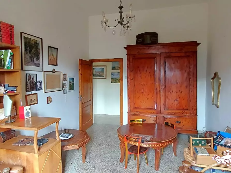 Immagine 7 di Appartamento in vendita  a San Gimignano