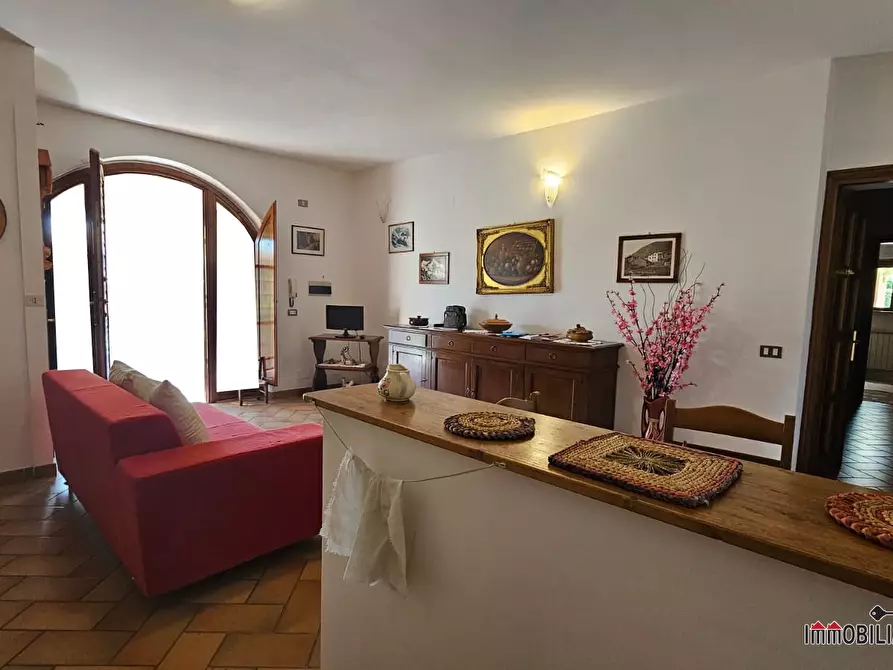 Immagine 2 di Appartamento in vendita  a Poggibonsi