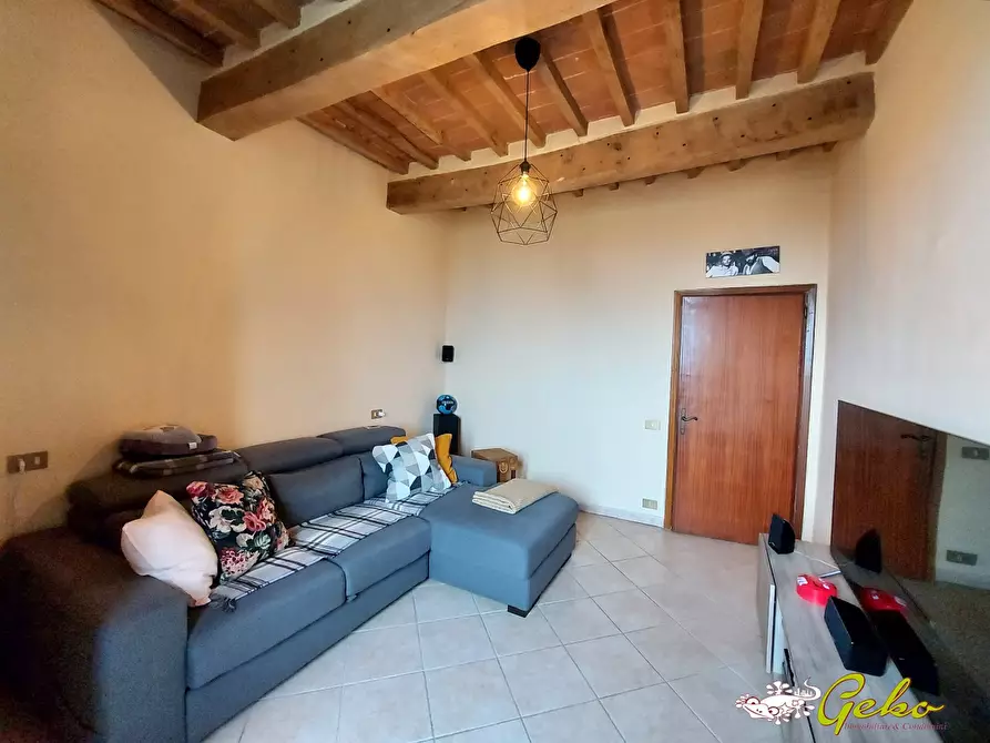 Immagine 5 di Appartamento in vendita  6 a San Gimignano