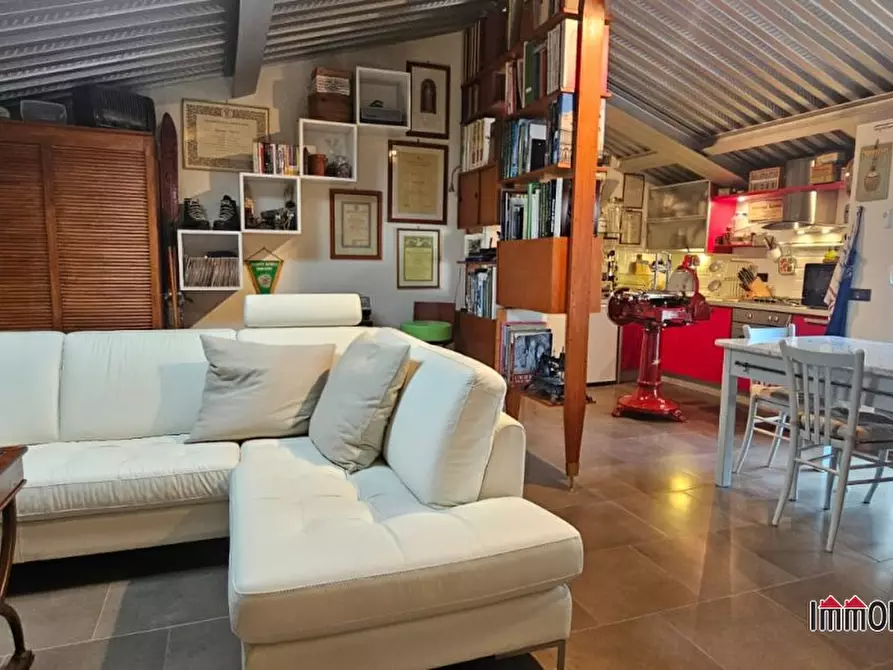 Immagine 2 di Appartamento in vendita  a Poggibonsi