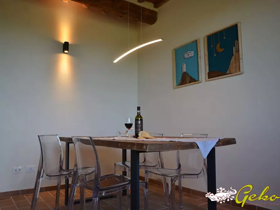 Immagine 10 di Appartamento in vendita  a San Gimignano