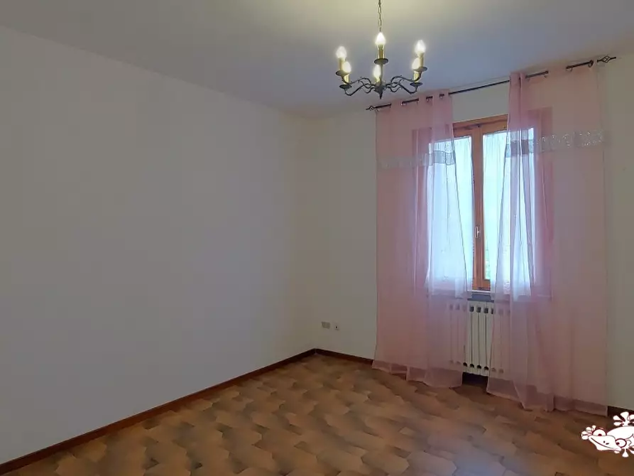 Immagine 9 di Appartamento in vendita  a San Gimignano