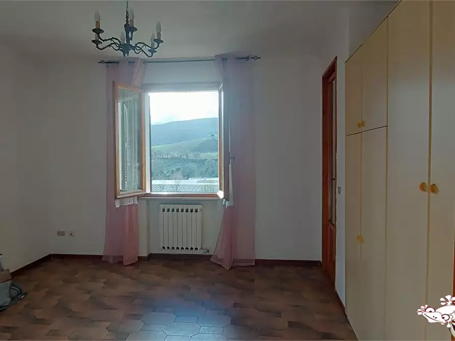 Immagine 8 di Appartamento in vendita  a San Gimignano