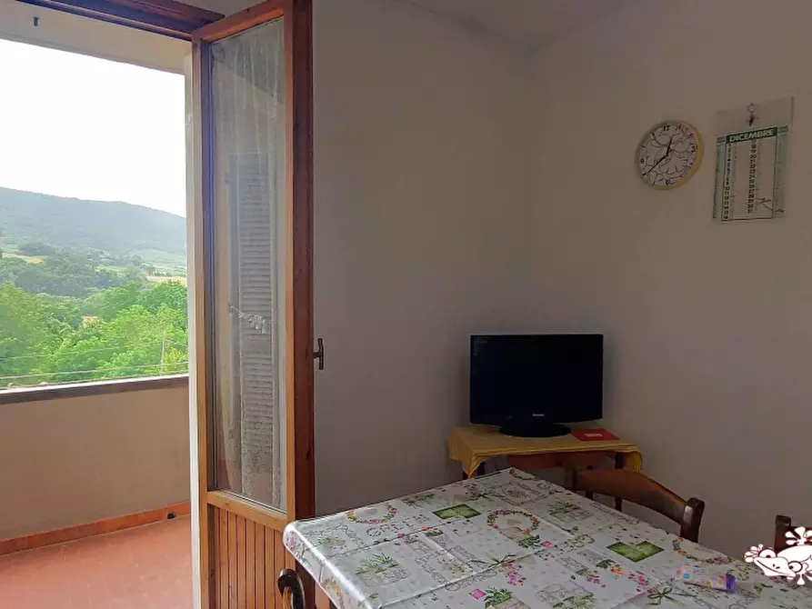 Immagine 1 di Appartamento in vendita  a San Gimignano