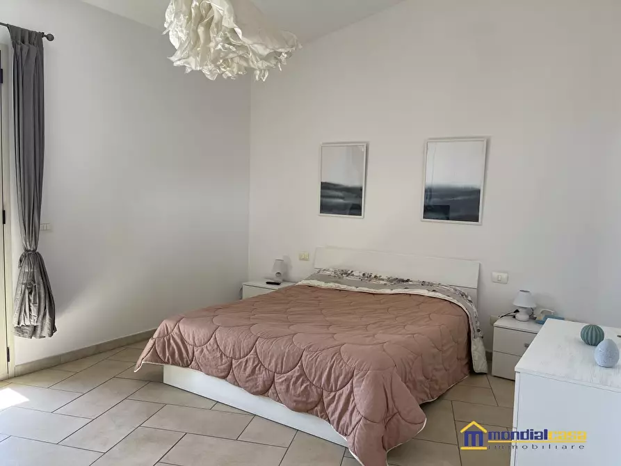 Immagine 10 di Appartamento in vendita  a Pachino