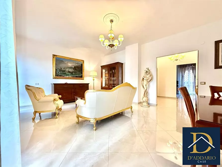 Immagine 3 di Appartamento in vendita  146 a Taranto