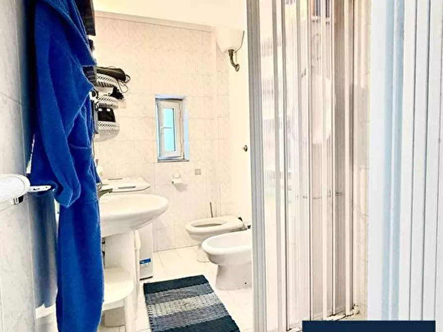 Immagine 9 di Appartamento in vendita  87 a Taranto