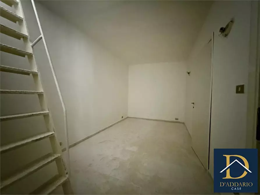 Immagine 8 di Appartamento in vendita  115 a Taranto