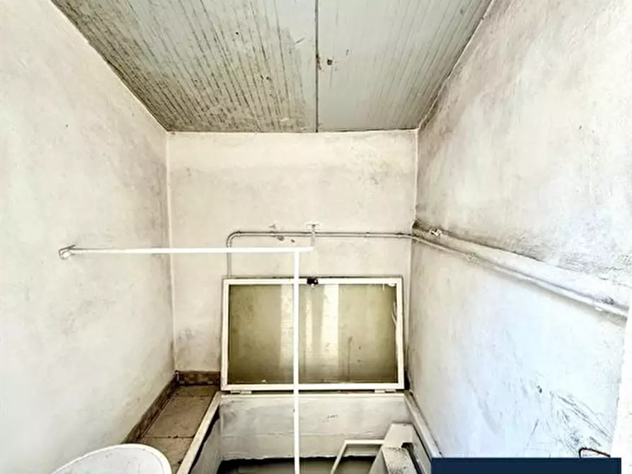 Immagine 10 di Appartamento in vendita  115 a Taranto