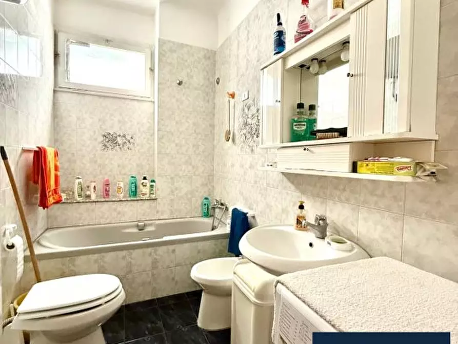 Immagine 10 di Appartamento in vendita  1 a Taranto