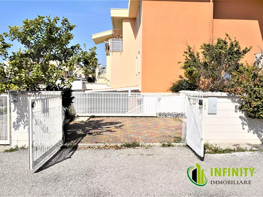 Immagine 2 di Appartamento in vendita  21 a Ginosa