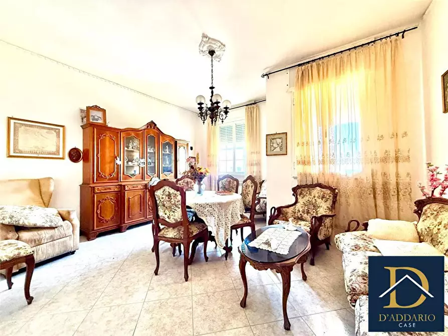 Immagine 4 di Appartamento in vendita  140 a Taranto