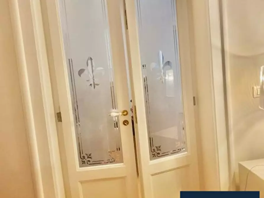 Immagine 7 di Appartamento in vendita  98 a Taranto