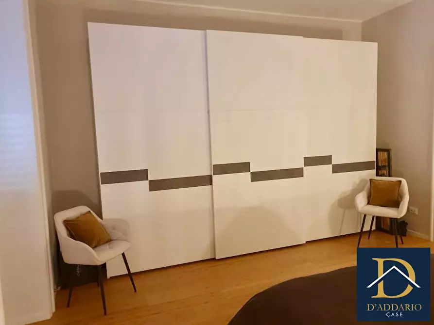 Immagine 10 di Appartamento in vendita  98 a Taranto