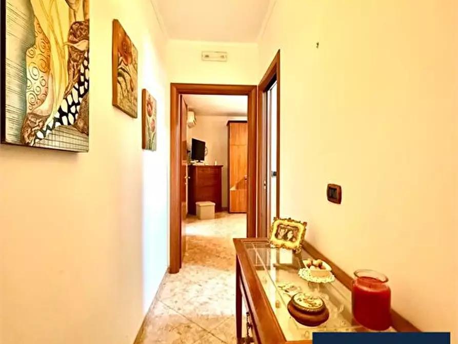 Immagine 8 di Appartamento in vendita  23 a Taranto
