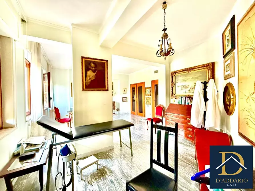 Immagine 5 di Appartamento in vendita  71 a Taranto