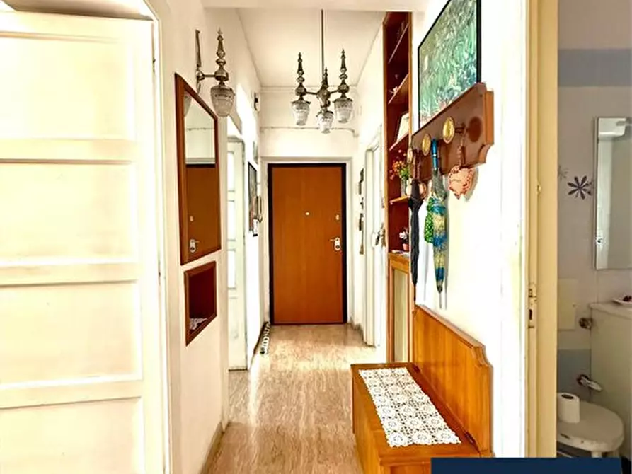 Immagine 3 di Appartamento in vendita  69 a Taranto