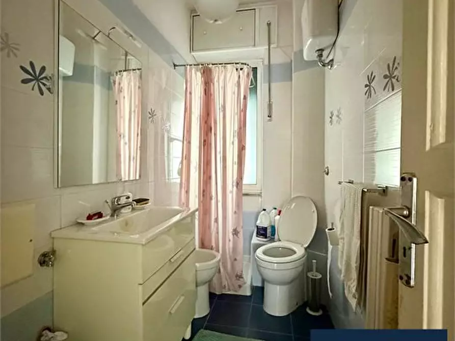 Immagine 7 di Appartamento in vendita  69 a Taranto