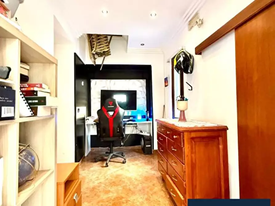 Immagine 9 di Appartamento in vendita  123 a Taranto