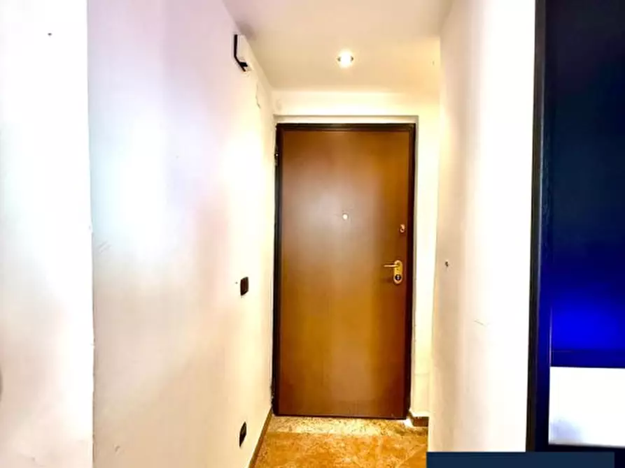 Immagine 10 di Appartamento in vendita  123 a Taranto