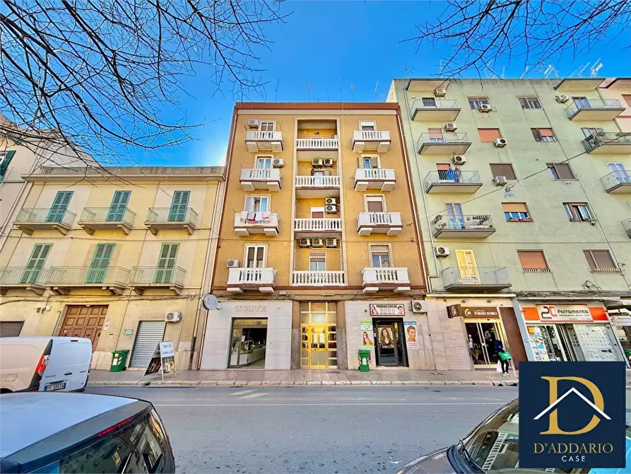 Immagine 1 di Appartamento in vendita  280 a Taranto