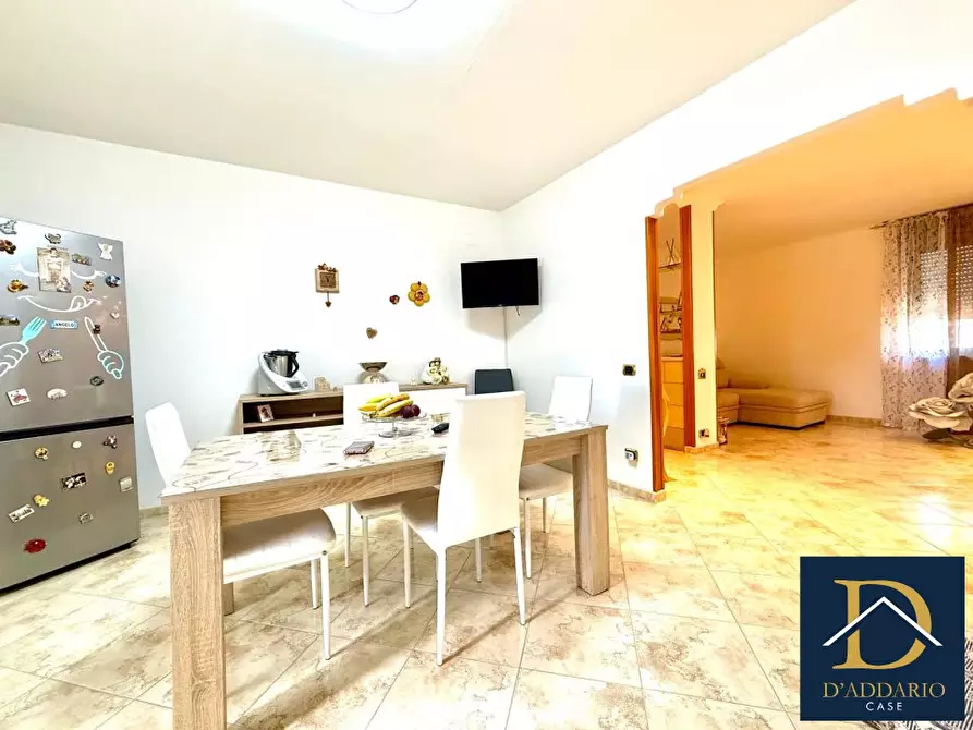 Immagine 7 di Appartamento in vendita  5 a Taranto