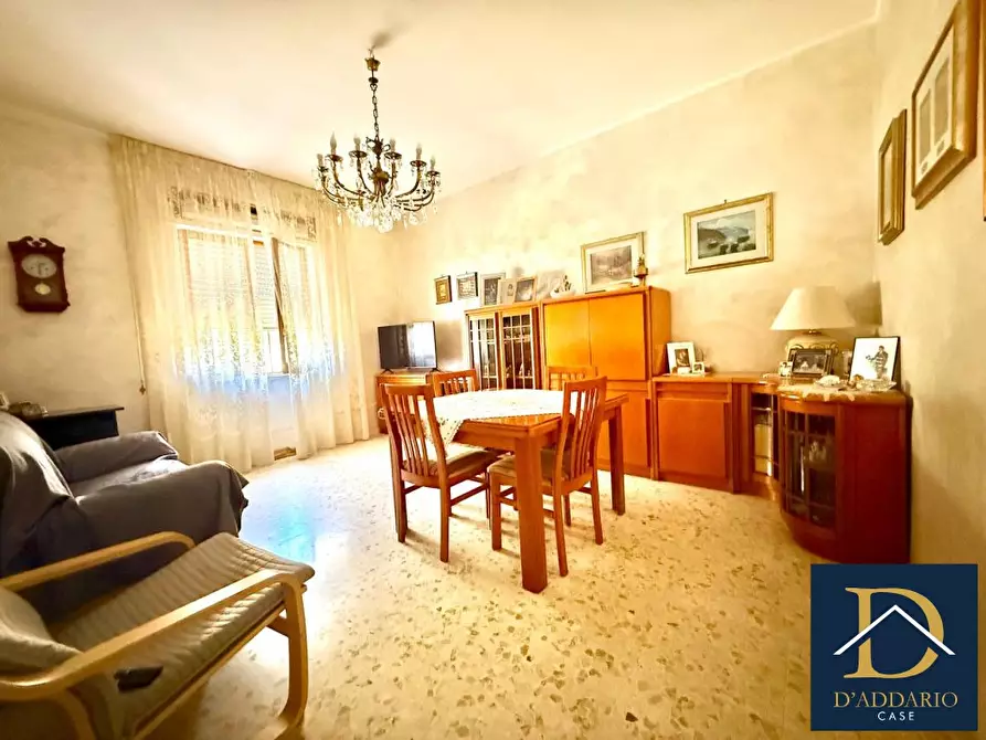 Immagine 4 di Appartamento in vendita  86 a Taranto