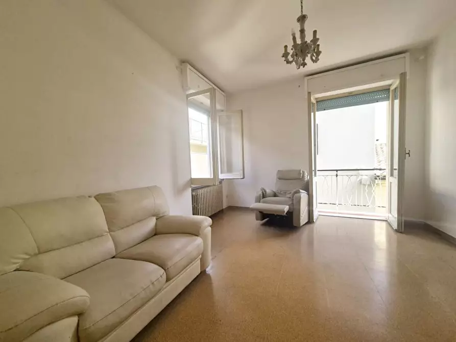 Immagine 2 di Appartamento in vendita  a Castilenti