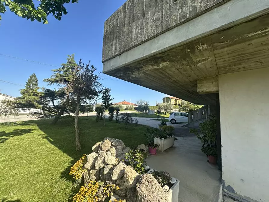 Immagine 5 di Appartamento in vendita  a Civitella Del Tronto