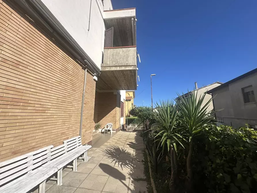 Immagine 8 di Appartamento in vendita  31 a Giulianova