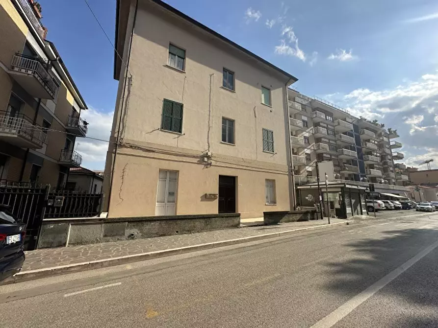 Immagine 2 di Appartamento in vendita  105 a Teramo