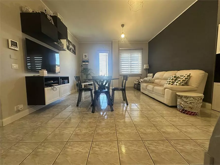 Immagine 6 di Appartamento in vendita  324 a Castellalto