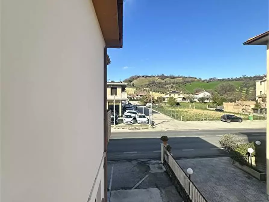 Immagine 4 di Appartamento in vendita  322 a Castellalto