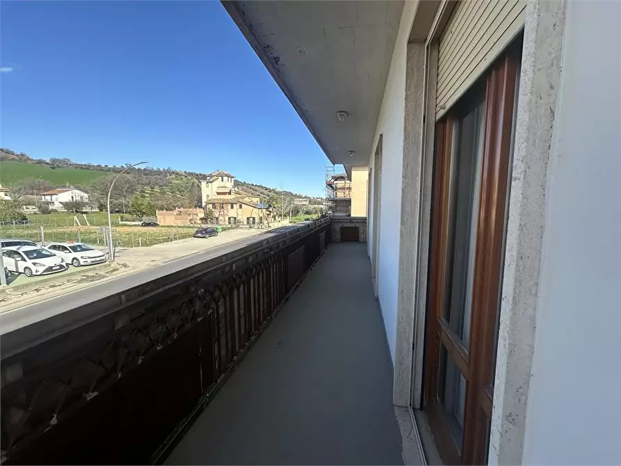 Immagine 10 di Appartamento in vendita  322 a Castellalto