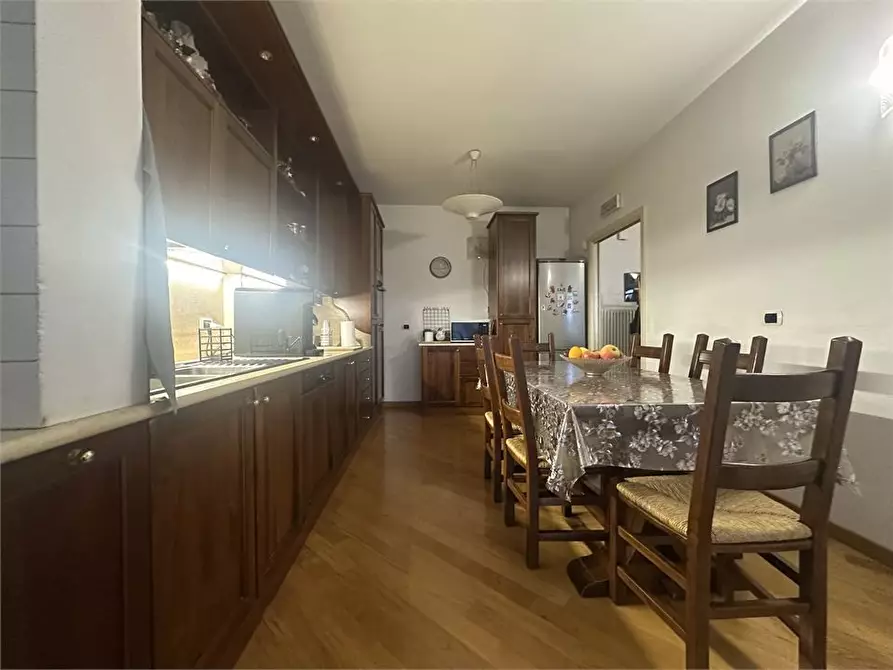 Immagine 4 di Appartamento in vendita  5 a Teramo