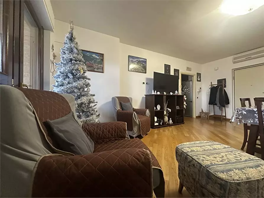 Immagine 7 di Appartamento in vendita  5 a Teramo