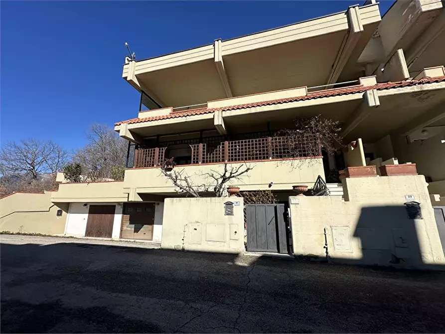 Immagine 5 di Appartamento in vendita  21 a Teramo