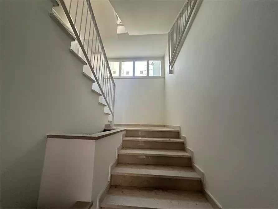 Immagine 3 di Appartamento in vendita  104/O a Teramo