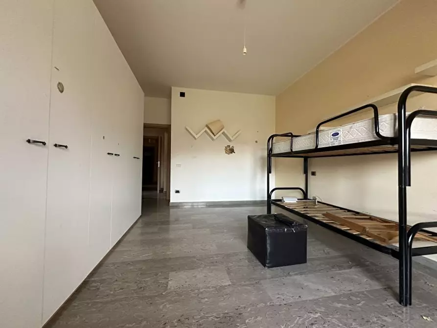 Immagine 10 di Appartamento in vendita  snc a Canzano