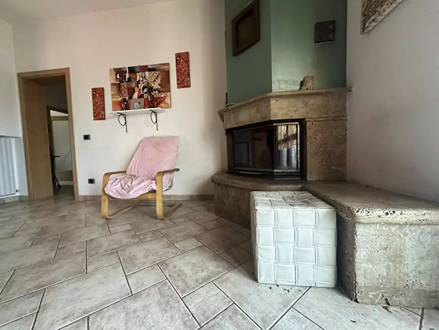 Immagine 4 di Appartamento in vendita  snc a Canzano