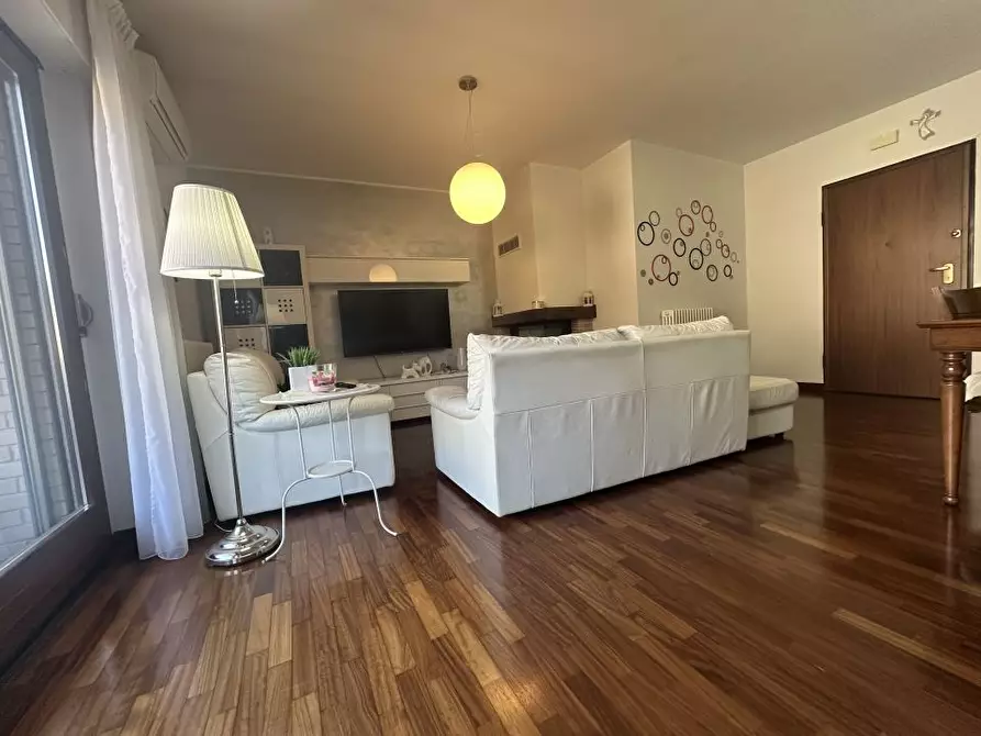 Immagine 1 di Appartamento in vendita  snc a Teramo