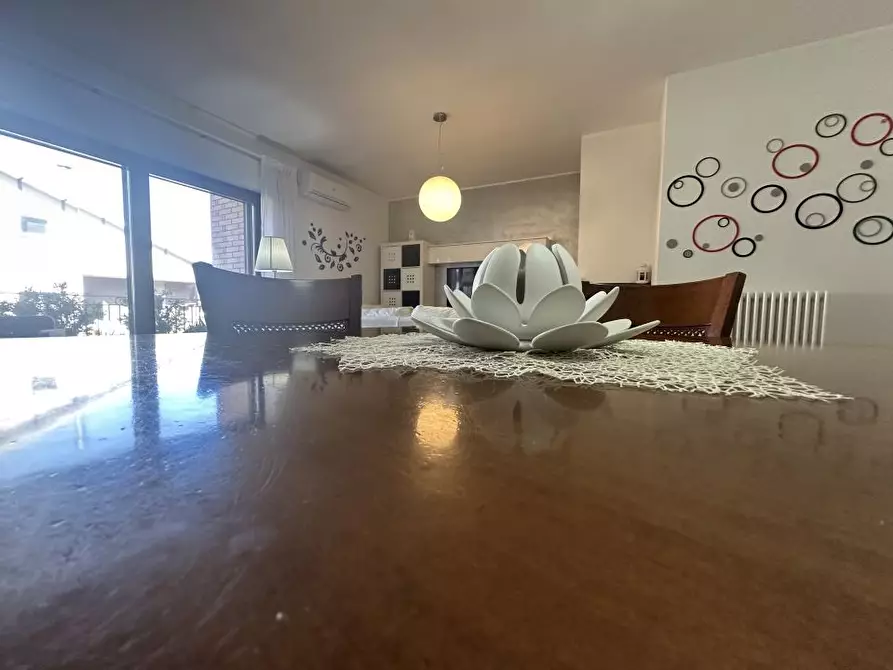 Immagine 4 di Appartamento in vendita  snc a Teramo